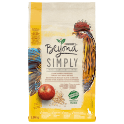 Beyond Simply® Farm-Raised Chicken & Whole Oat Meal Recipe Dry Cat Food